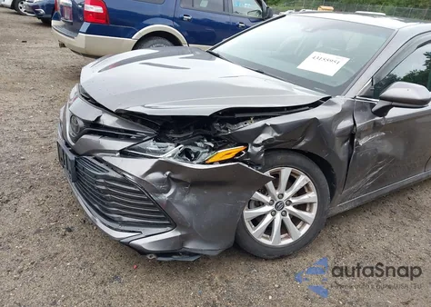 2019 Toyota Camry Le from USA, damaged, VIN 4T1B11HK9KU680439